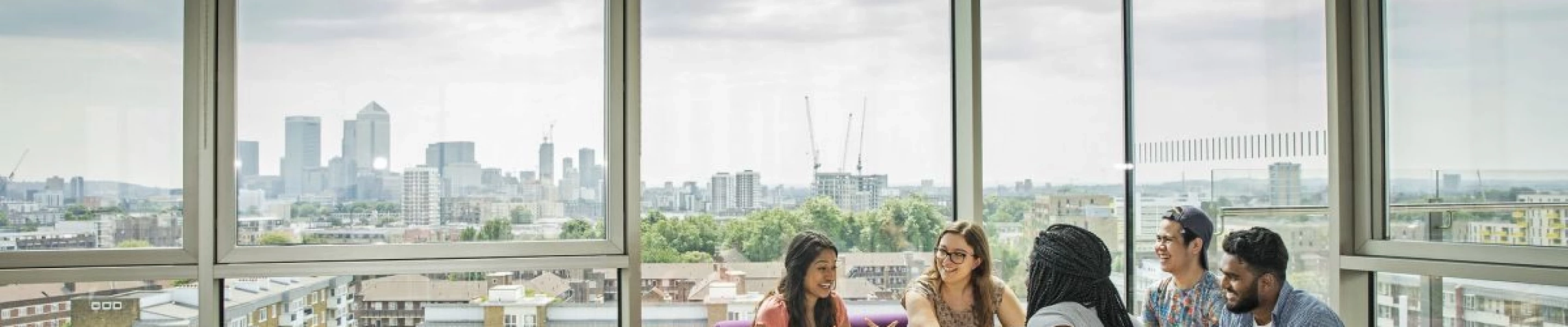 Economics and International Finance with a Year in Industry and Integrated Foundation Year BSc (Econ) (Hons)